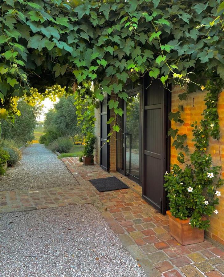 Hostal Solea Relais Di Charme- Adults Only Trecastelli Exterior foto