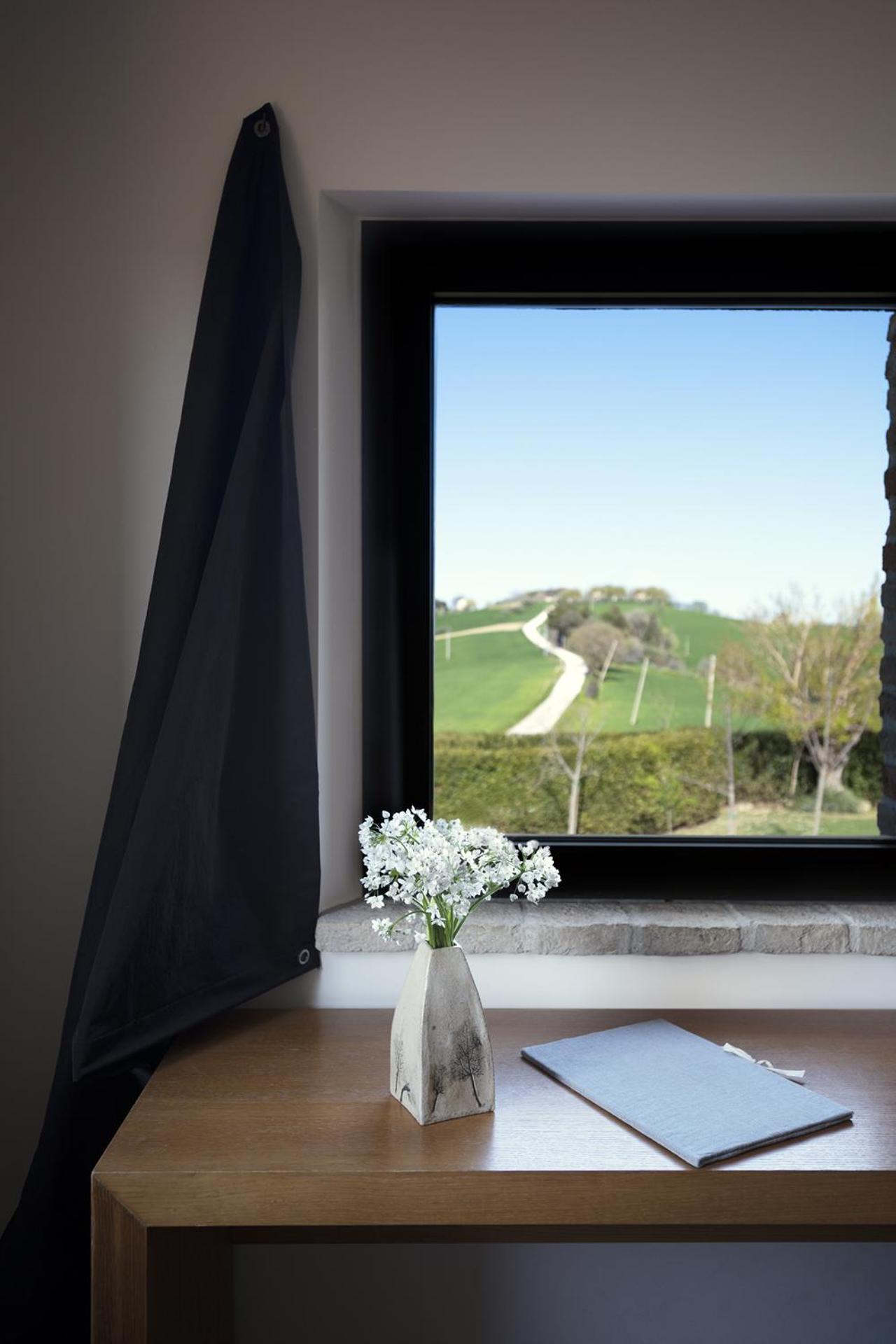 Hostal Solea Relais Di Charme- Adults Only Trecastelli Exterior foto