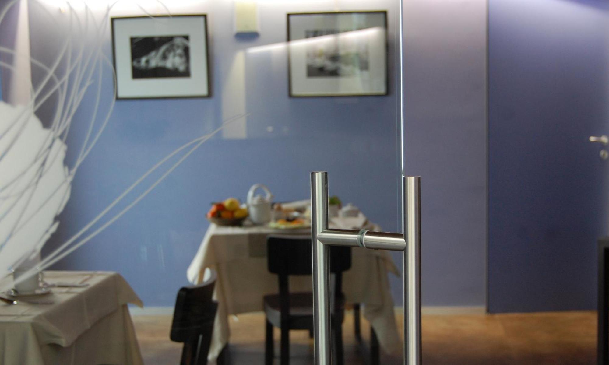 Hostal Solea Relais Di Charme- Adults Only Trecastelli Exterior foto