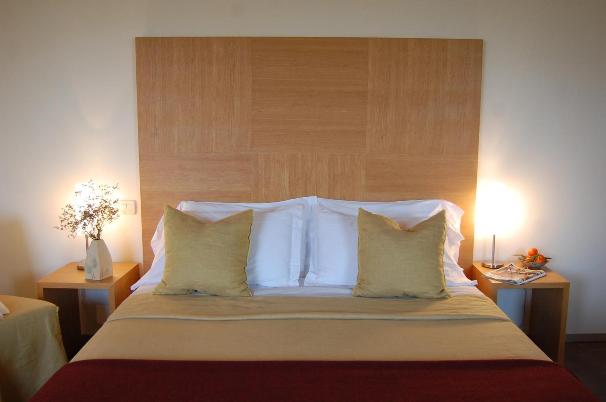 Hostal Solea Relais Di Charme- Adults Only Trecastelli Exterior foto