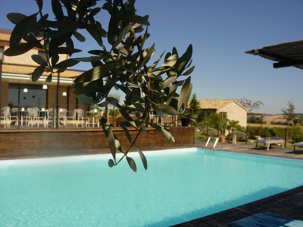 Hostal Solea Relais Di Charme- Adults Only Trecastelli Exterior foto