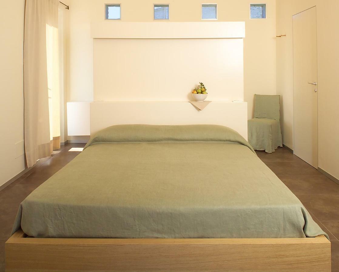 Hostal Solea Relais Di Charme- Adults Only Trecastelli Exterior foto